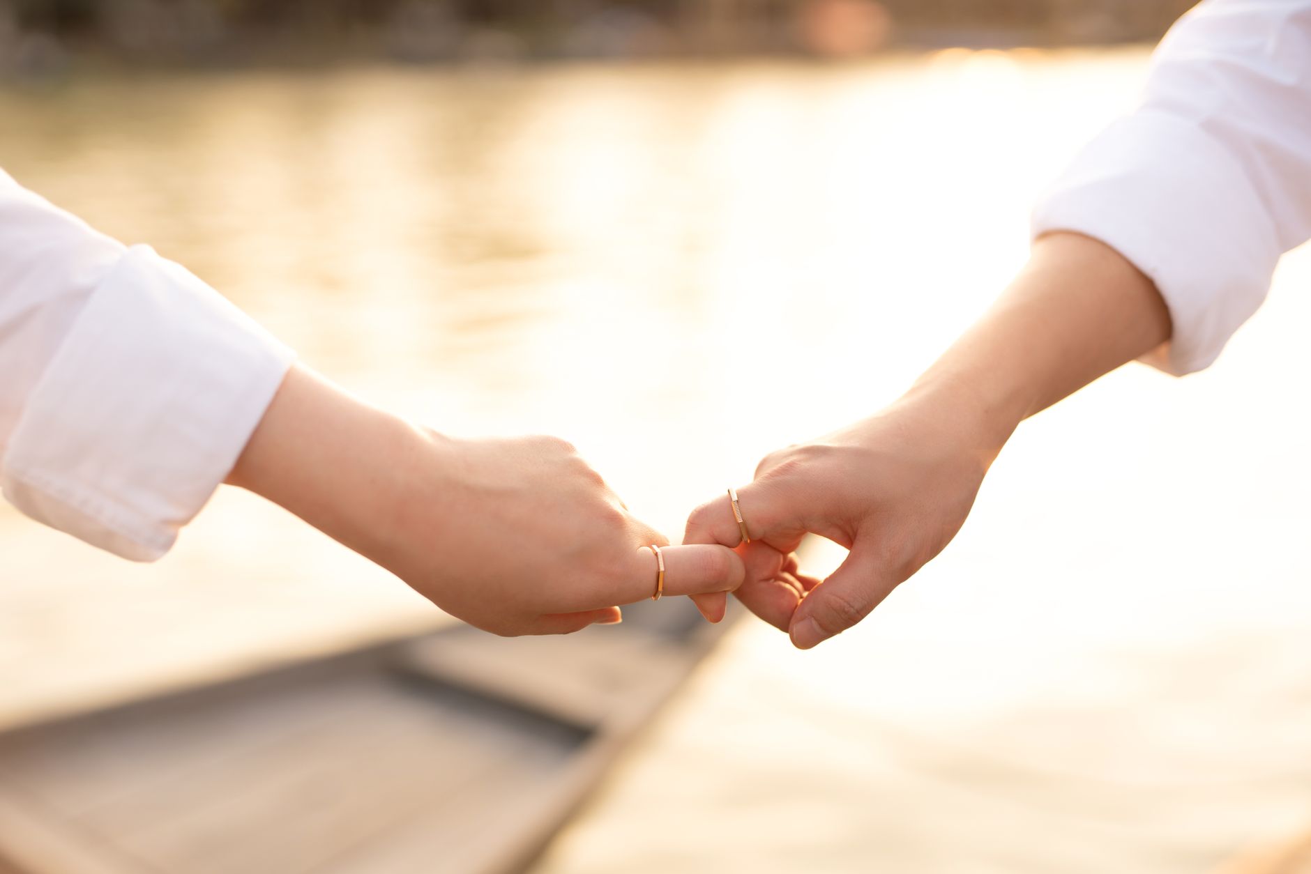 Pareja abrazada