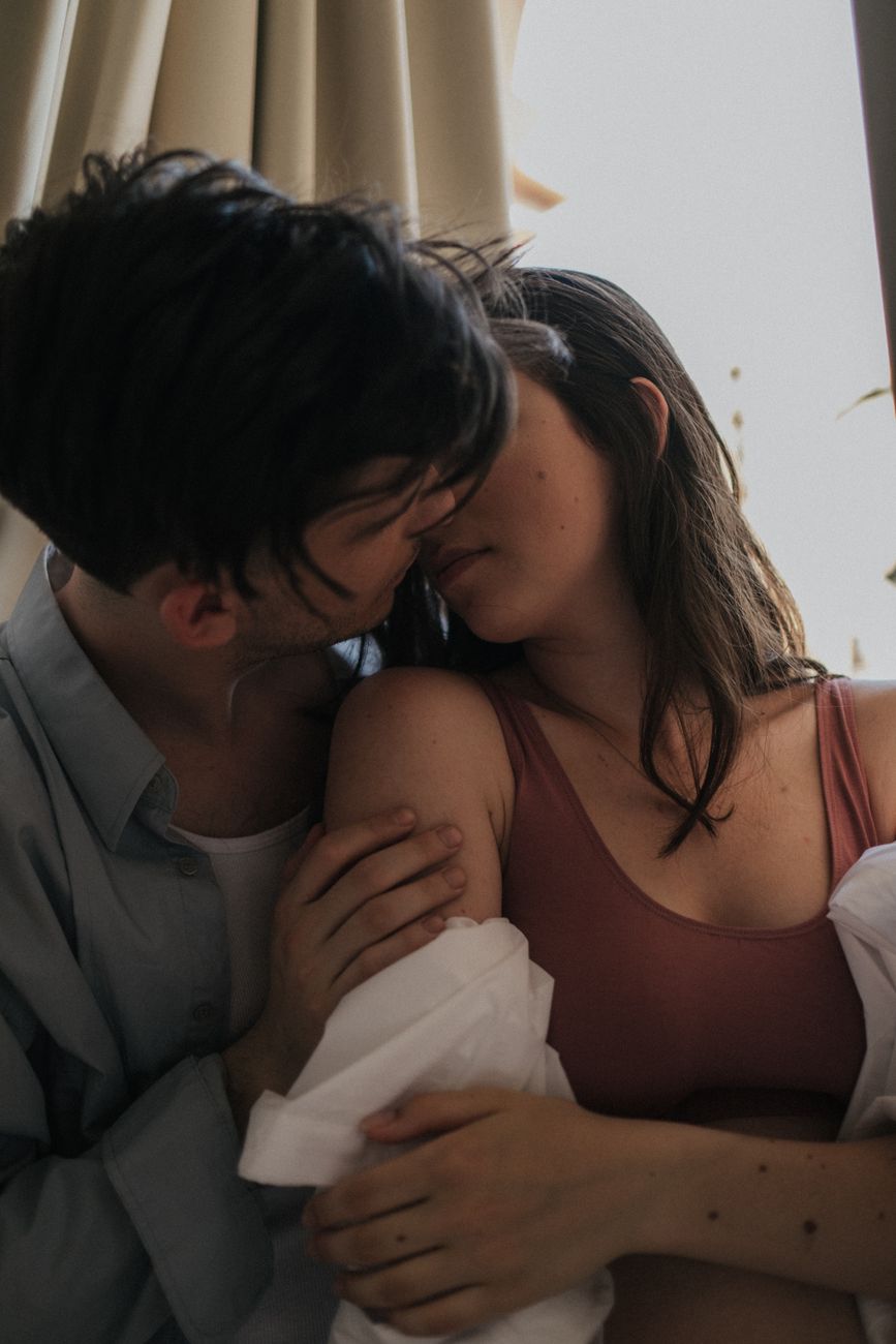 Pareja abrazada