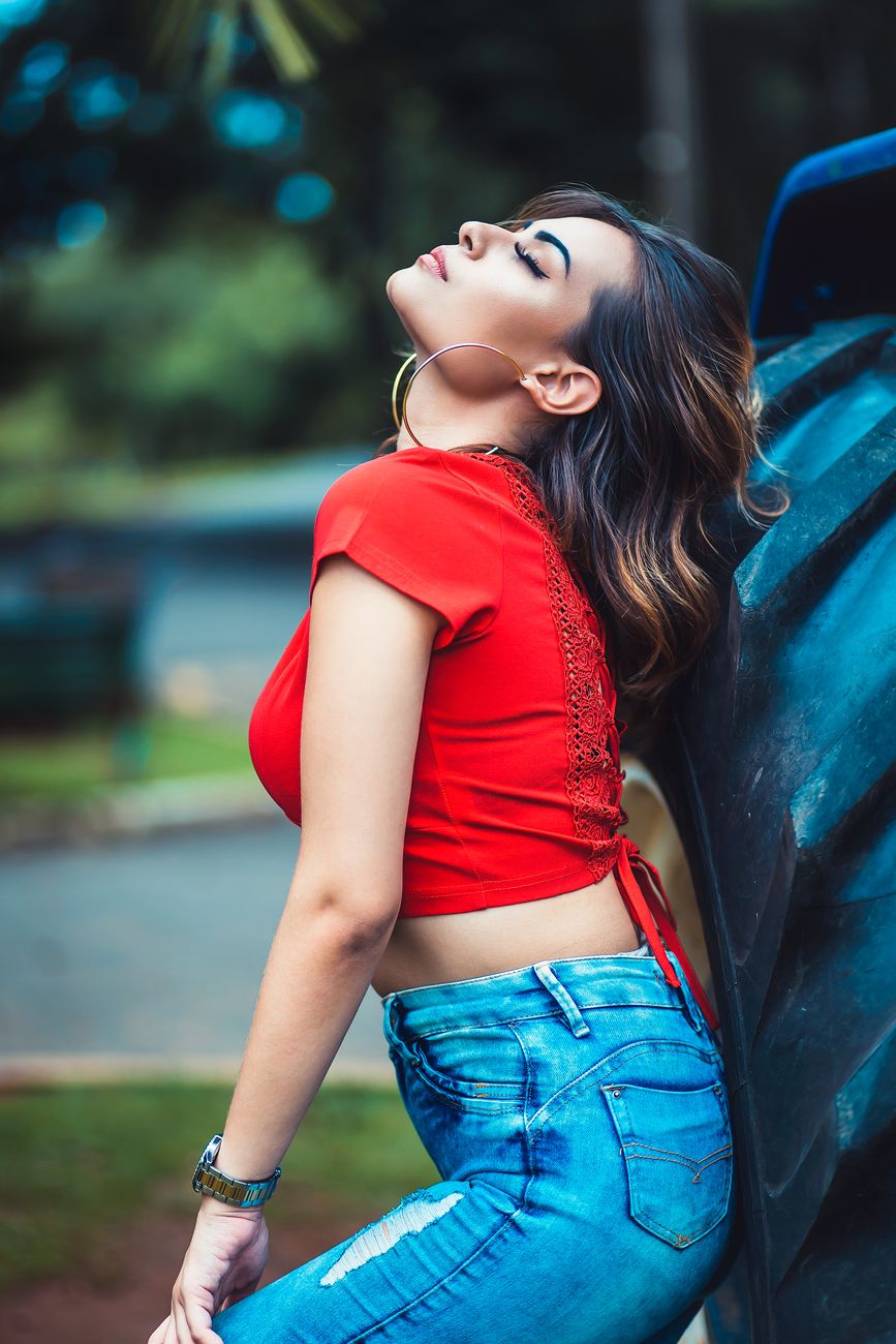 Mujer joven y seductora